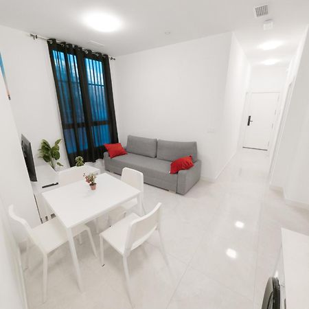 Rental San Luis Sevilla Bagian luar foto